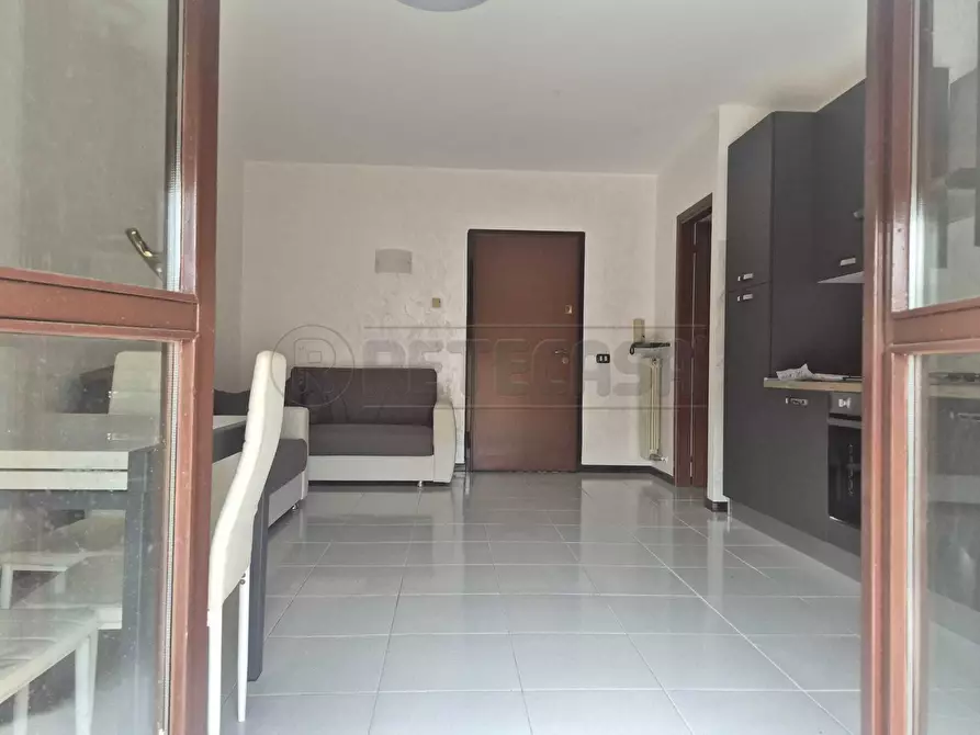 Immagine 2 di Trilocale in affitto  a Albano Sant'alessandro