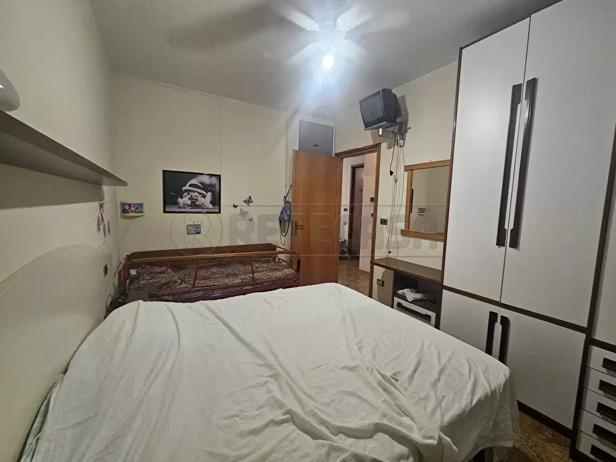 Immagine 9 di Trilocale in vendita  a Bardolino