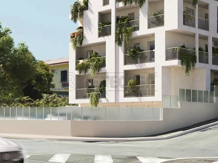 Immagine 2 di Trilocale in vendita  a Pescara