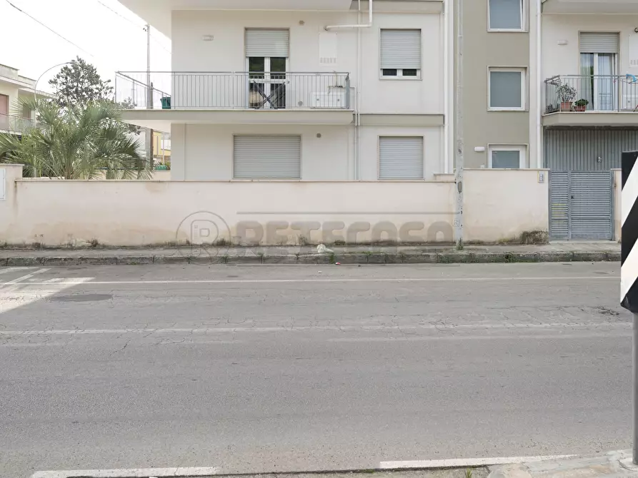 Immagine 14 di Bilocale in vendita  in Via II Giugno 7 a Nardo'