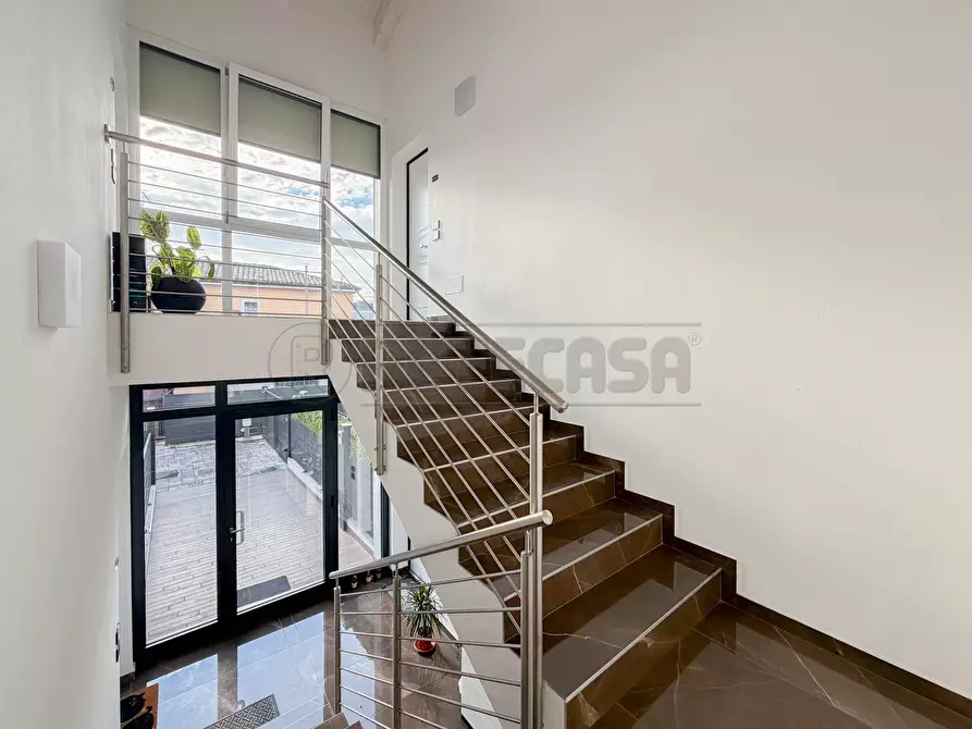 Immagine 41 di Appartamento in vendita  in Via F. Magellano a Creazzo