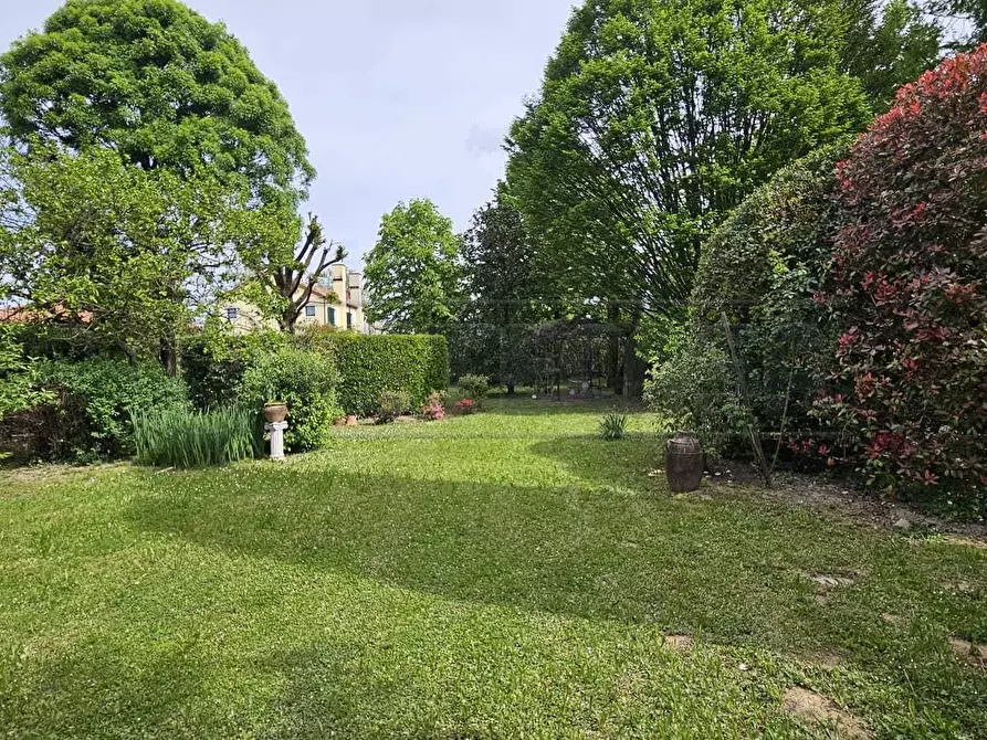 Immagine 67 di Villa in vendita  a Mirano