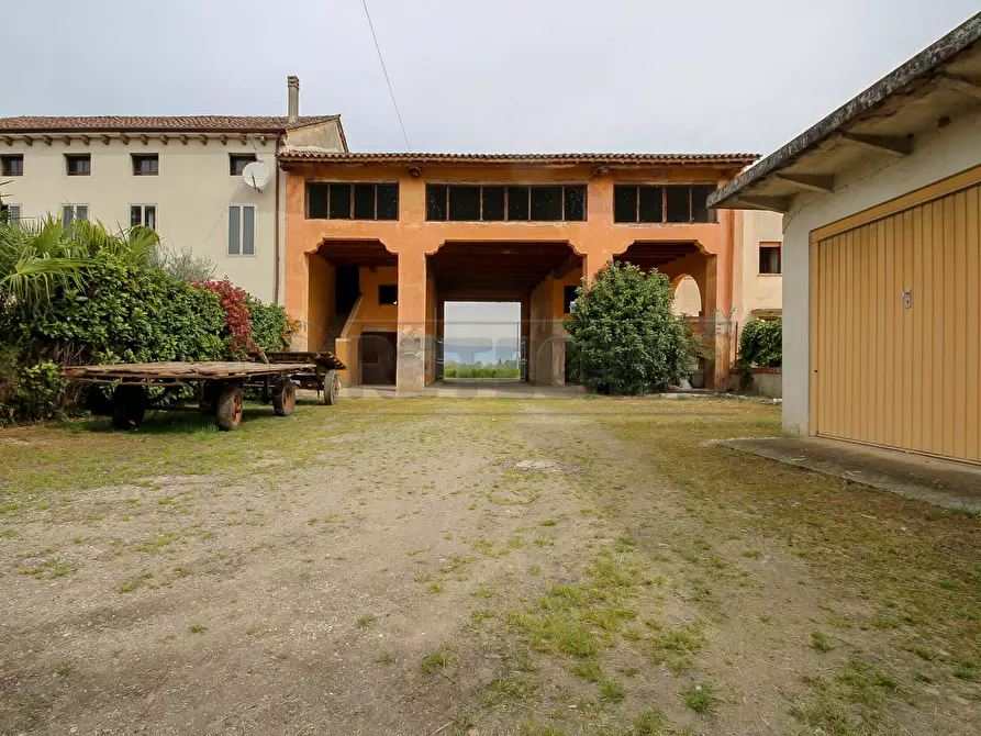 Immagine 9 di Rustico / casale in vendita  in Via Camatte 5 a Bolzano Vicentino