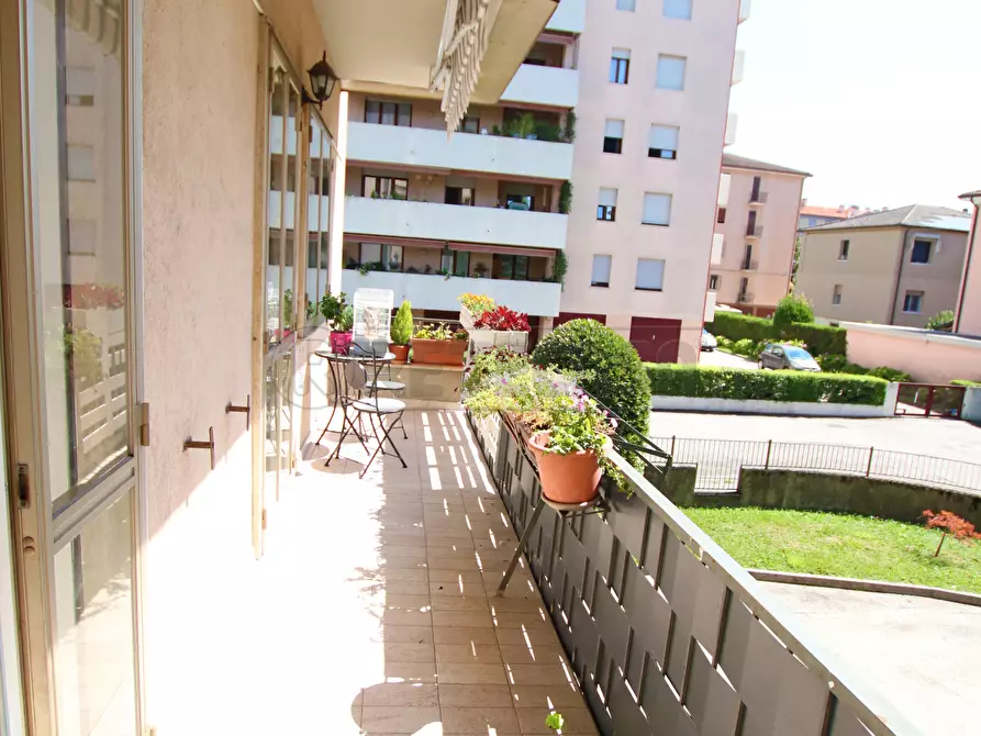 Immagine 33 di Trilocale in vendita  in VIA PAGANINI a Vicenza