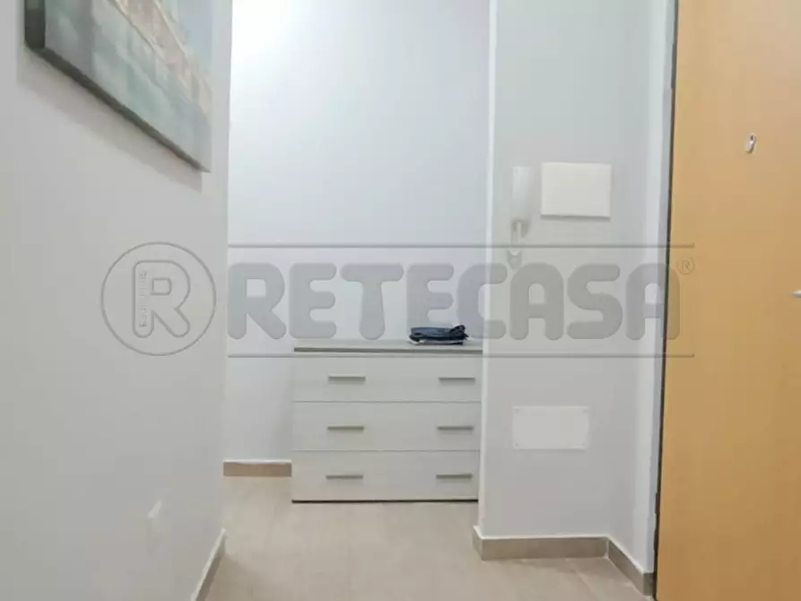 Immagine 11 di Bilocale in affitto  in Viale Carlo III a San Nicola La Strada