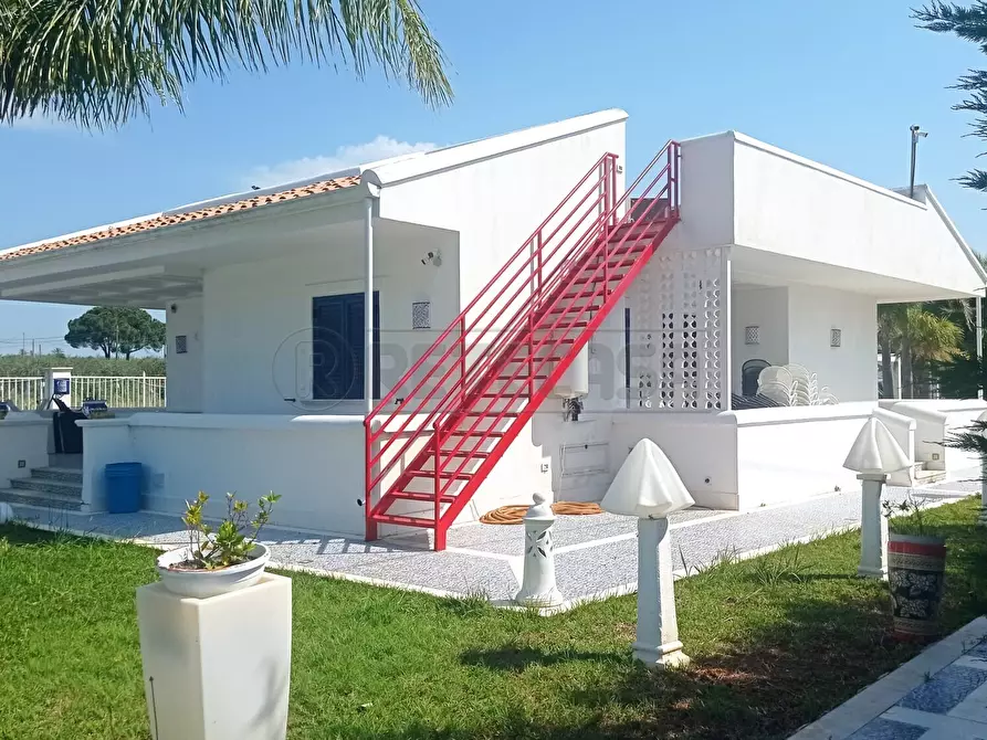 Immagine 1 di Villa in vendita  a Castelvetrano