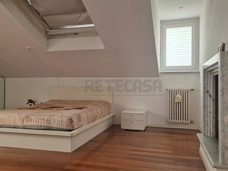 Immagine 14 di Quadrilocale in vendita  a Bergamo