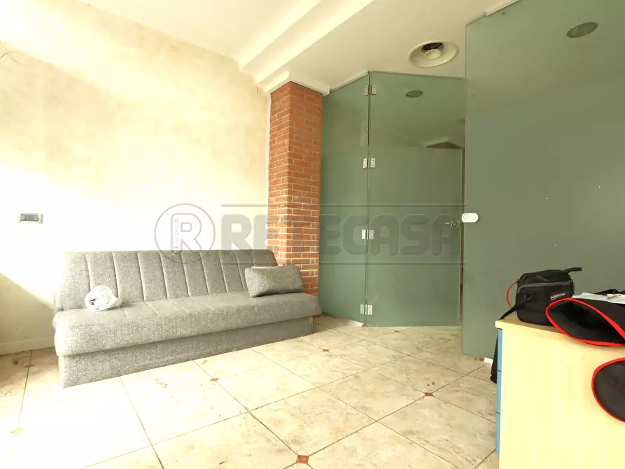 Immagine 22 di Locale commerciale in affitto  in via dal ponte 228 a Torri Di Quartesolo