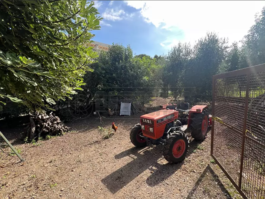Immagine 3 di Rustico / casale in vendita  in Via Indipendenza a Puegnago Sul Garda