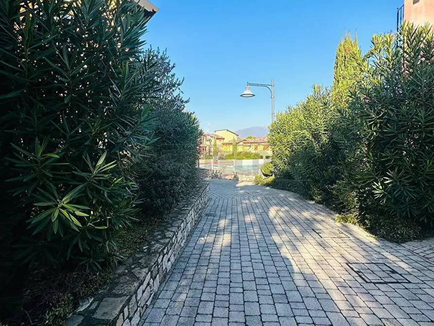 Immagine 45 di Appartamento in affitto  in Via del torchio a Manerba Del Garda