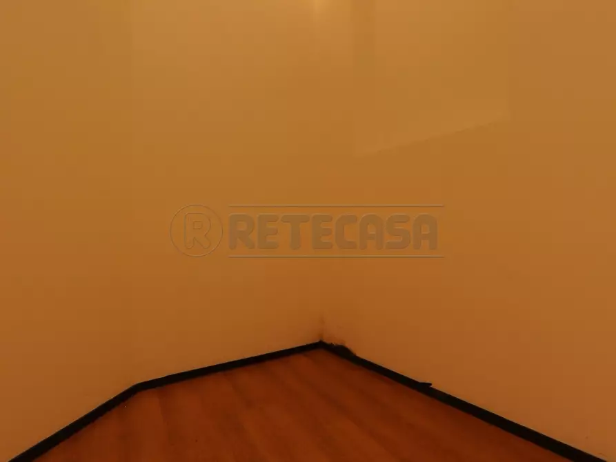 Immagine 12 di Locale commerciale in affitto  in Contrà San Bortolo 81 a Vicenza