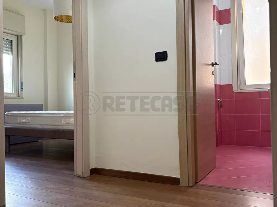 Immagine 9 di Bilocale in affitto  in Viale Carlo III a San Nicola La Strada