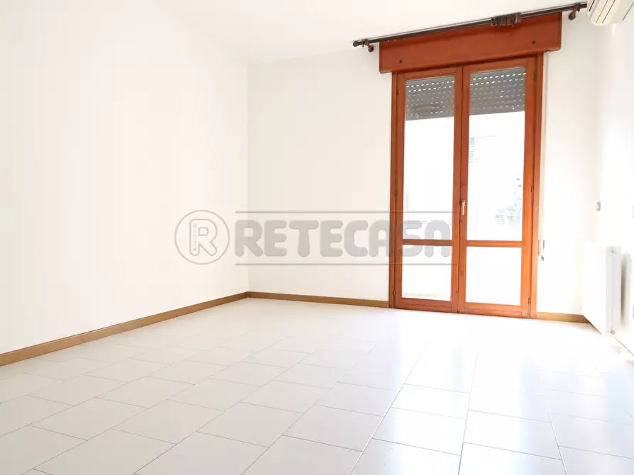 Immagine 24 di Trilocale in affitto  in Via delle Casermette a Vicenza