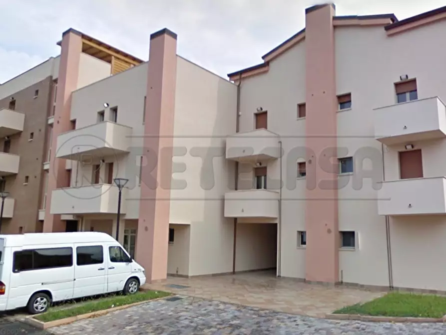Immagine 1 di Bilocale in affitto  a Bondeno