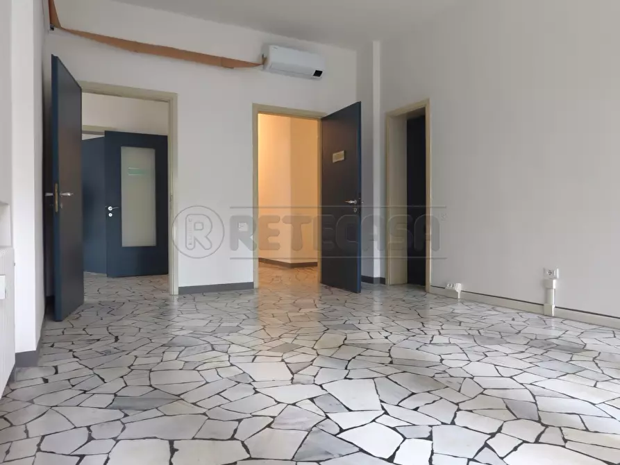 Immagine 34 di Ufficio in vendita  in Viale Milano 56 a Vicenza