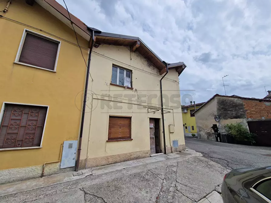 Immagine 5 di Casa indipendente in vendita  in Via Parigi a Castelvetro Piacentino