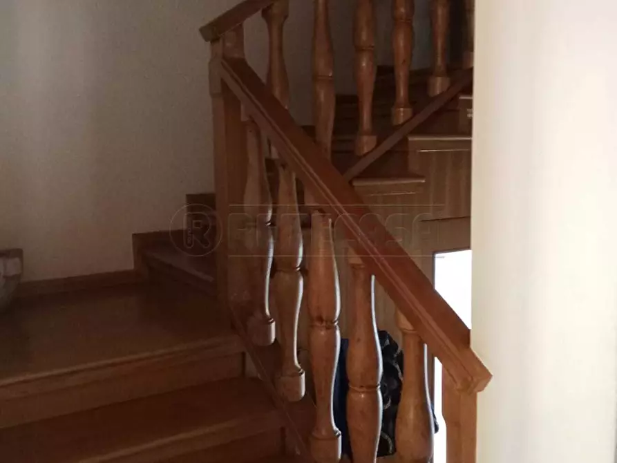 Immagine 15 di Villa in affitto  a Nembro