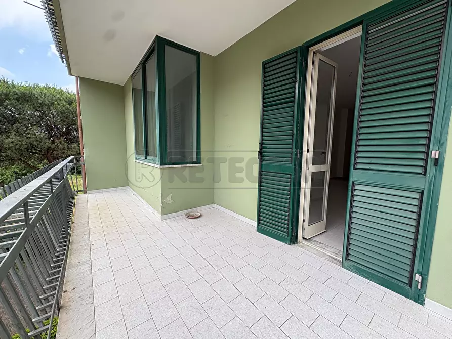 Immagine 25 di Pentalocale in vendita  in Via de Sanctis a Marcianise
