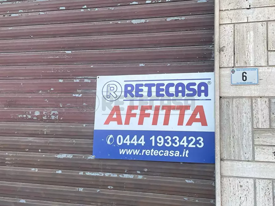 Immagine 1 di Attività commerciale in affitto  a Montecchio Maggiore
