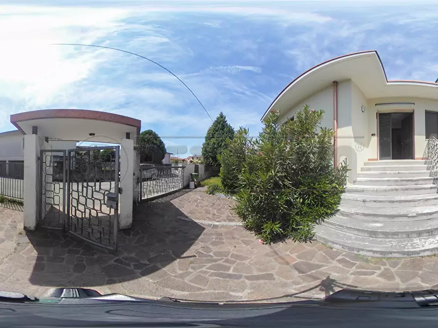 Immagine 93 di Villetta a schiera in vendita  in Via Carducci a Monticello Conte Otto