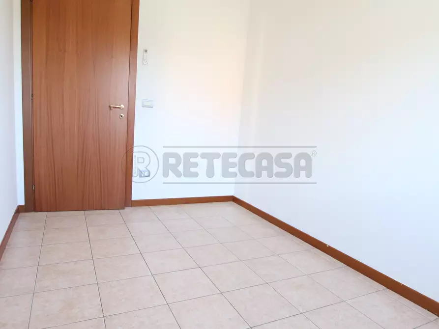Immagine 10 di Bilocale in vendita  in Via Giovanni Falcone a Barbarano Mossano