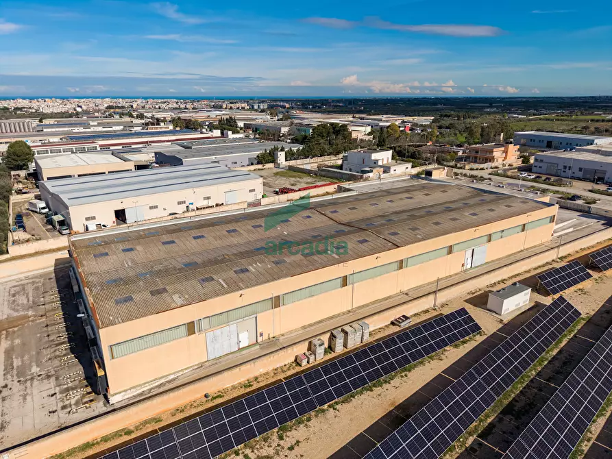 Immagine 14 di Attività artigianale in vendita  in Via Casamassima 91 a Capurso