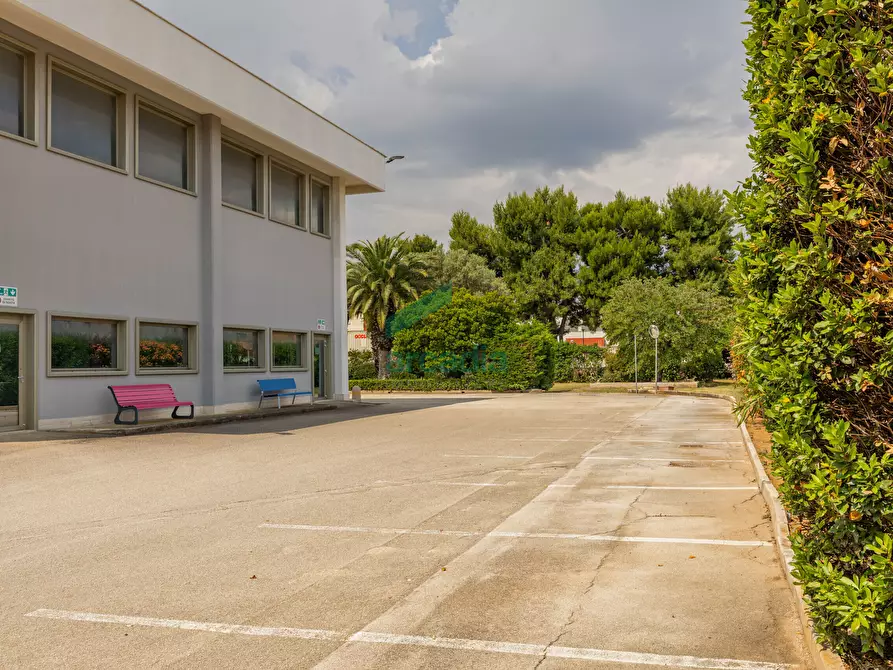 Immagine 12 di Attività artigianale in vendita  in Via dei Gigli 21 a Modugno