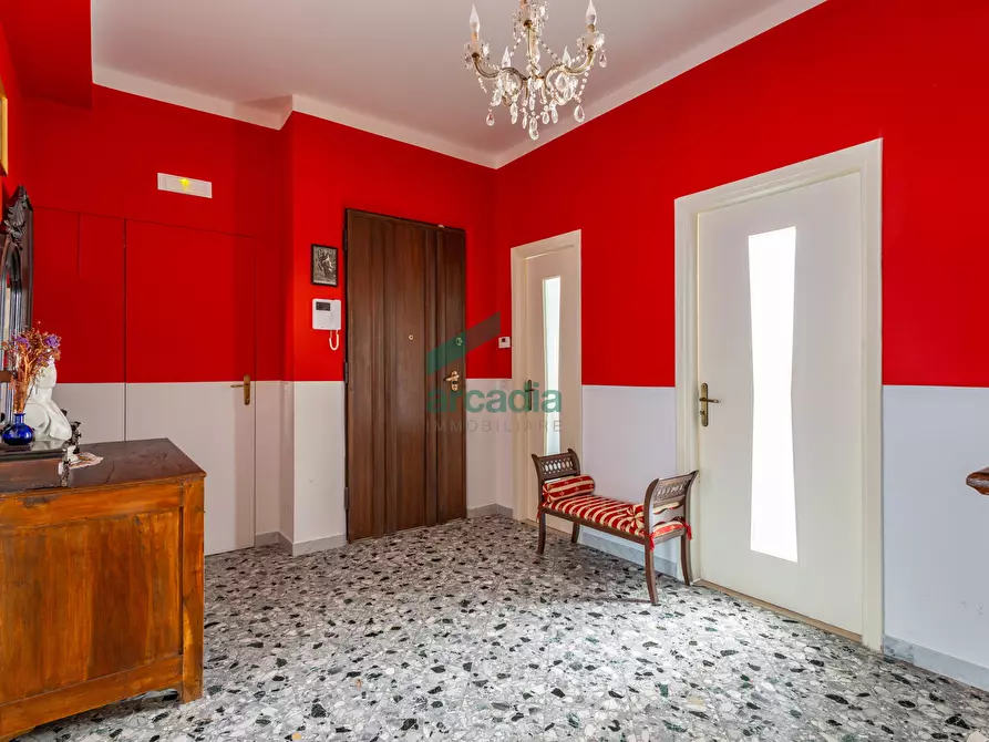 Immagine 3 di Appartamento in vendita  in Largo Ciaia 13 a Bari