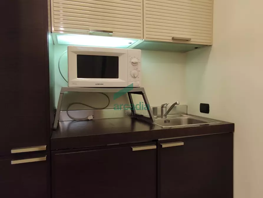 Immagine 24 di Ufficio in vendita  in Via Papa Giovanni Paolo I' 10/E a Bari