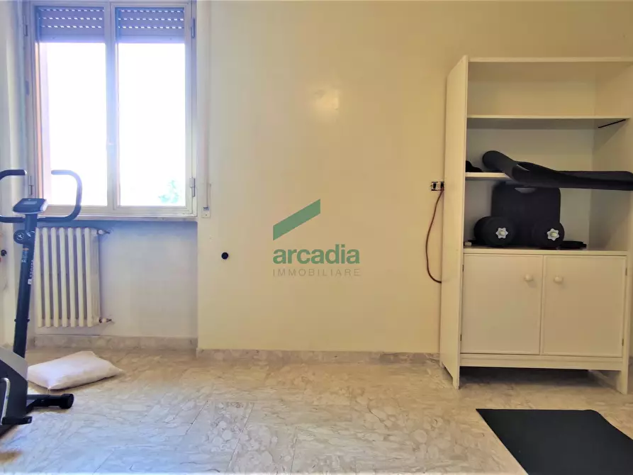 Immagine 14 di Pentalocale in vendita  in Via Pietro Carenza 20 a Turi