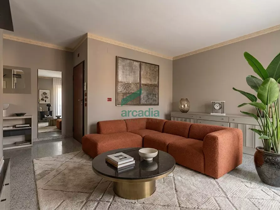 Immagine 1 di Quadrilocale in vendita  in Via Rosario Livatino 9 a Bari