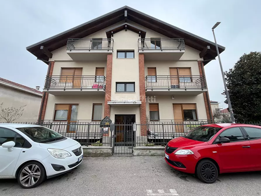 Immagine 1 di Bilocale in affitto  in via Colombo 13 a Beinasco