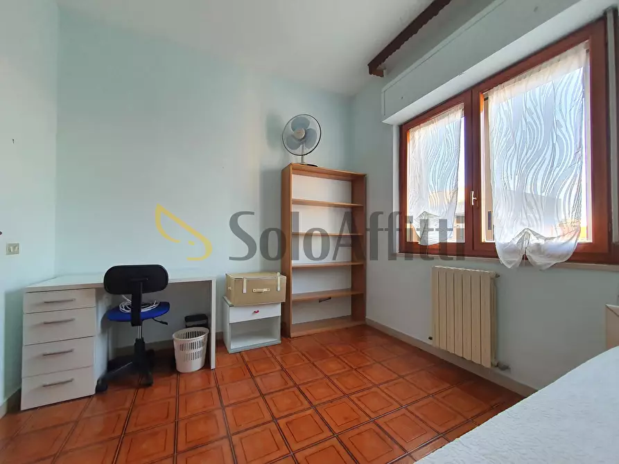 Immagine 5 di Stanza singola in affitto  a Catanzaro