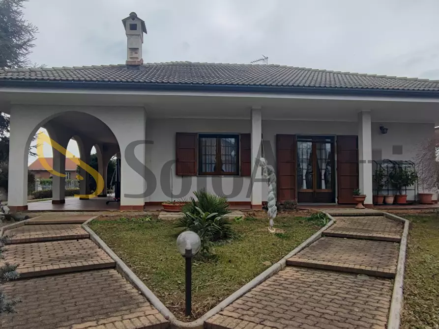 Immagine 3 di Villa in affitto  in Via Tetti Valfrè 1 a Orbassano