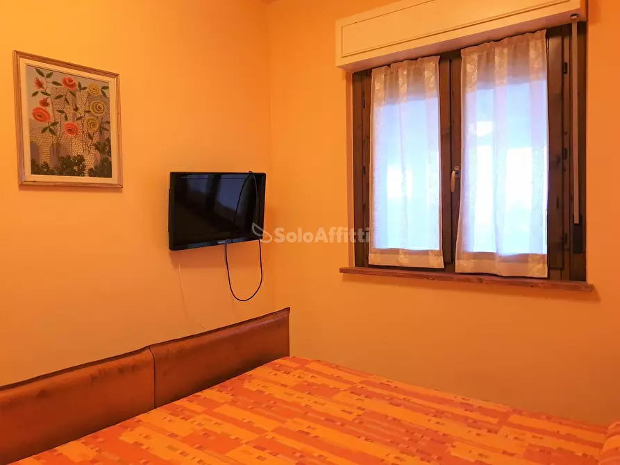 Immagine 11 di Villetta a schiera in affitto  a Squillace