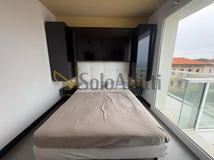 Immagine 10 di Bilocale in affitto  in Viale Porto Palos 5a a Rimini