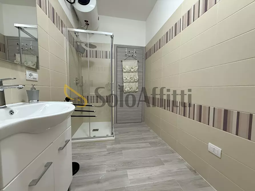 Immagine 6 di Trilocale in affitto  a Catanzaro