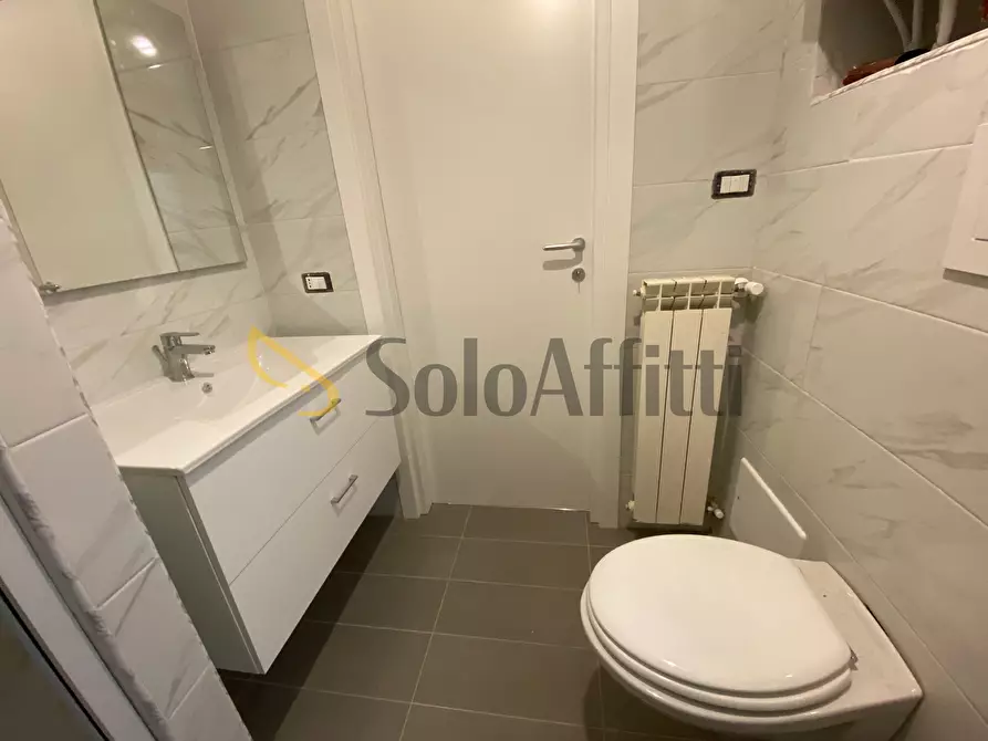 Immagine 10 di Bilocale in affitto  in Via Galileo Galilei 20 a Caserta