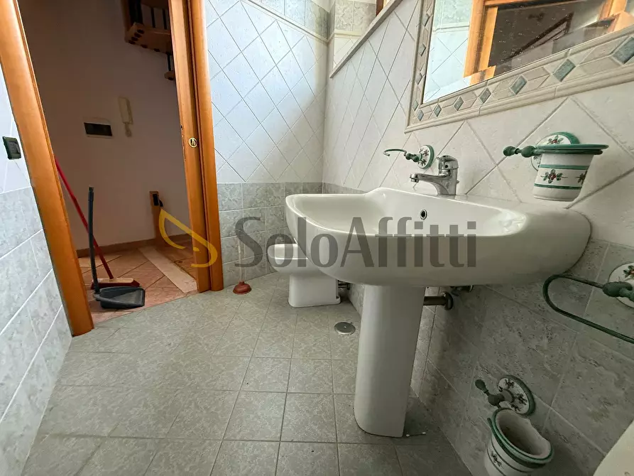 Immagine 14 di Bilocale in affitto  in Via Cancello 22 a Caserta