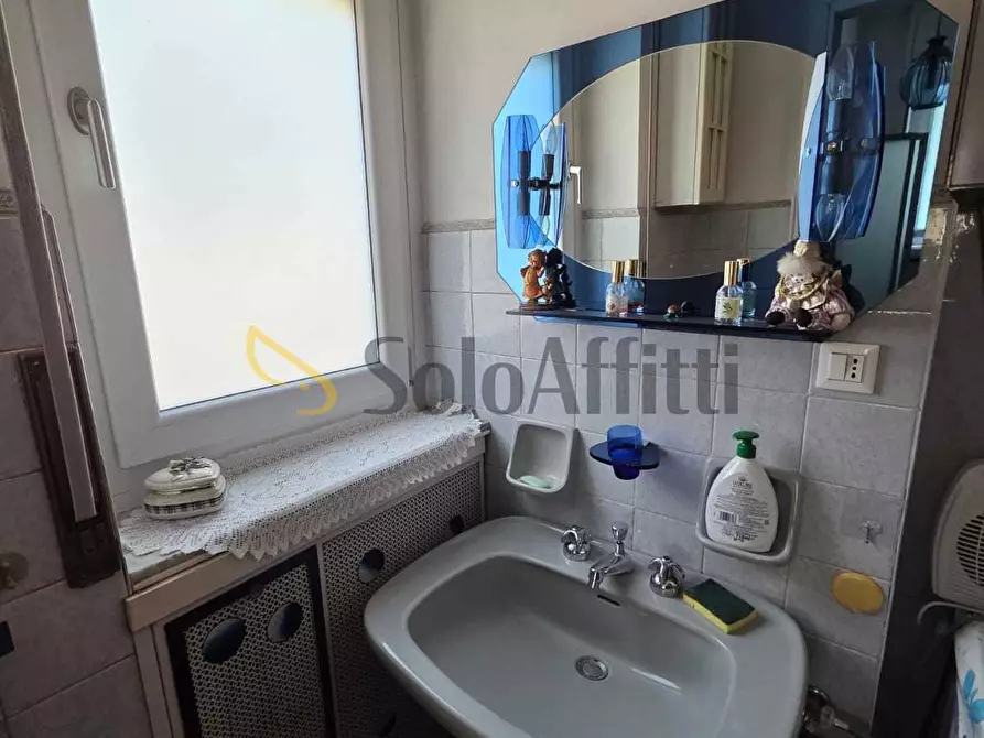 Immagine 17 di Quadrilocale in affitto  in Via Fratelli Fornaca a Torino