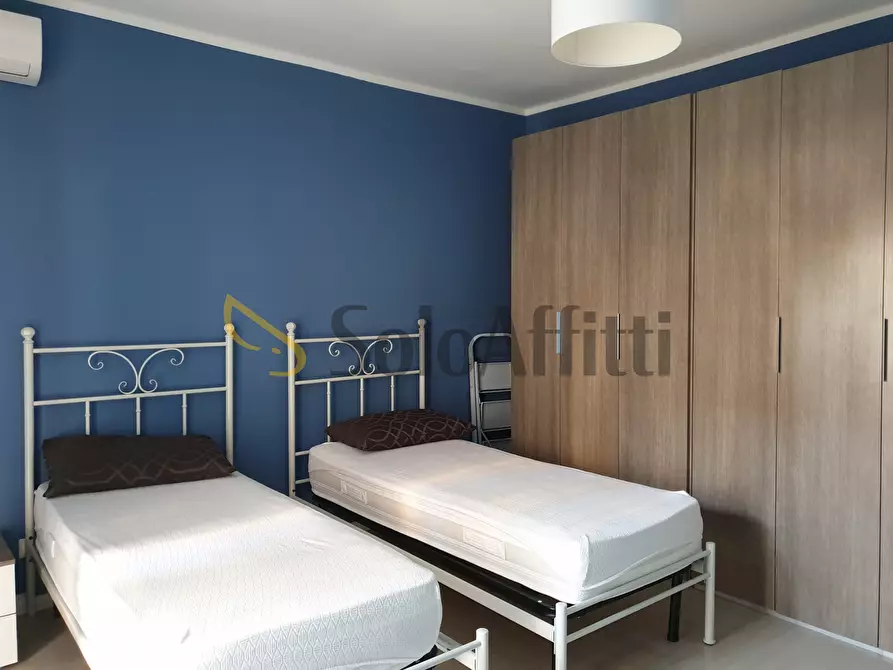 Immagine 5 di Stanza singola in affitto  a Catanzaro