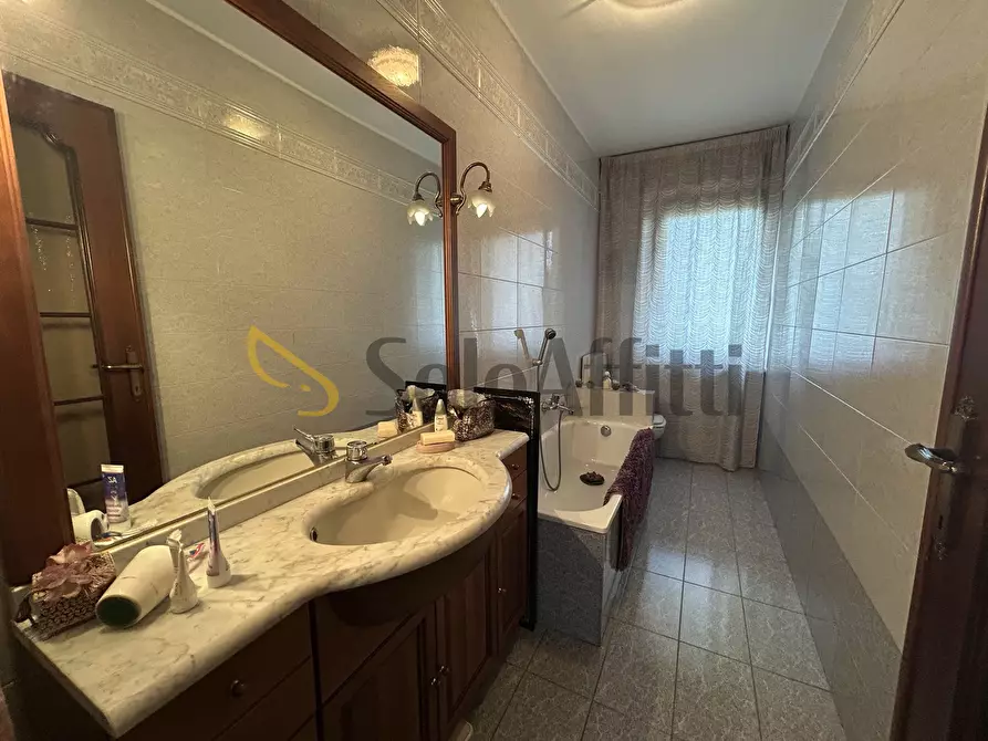 Immagine 21 di Quadrilocale in affitto  in Via Forlì 15F a Torino