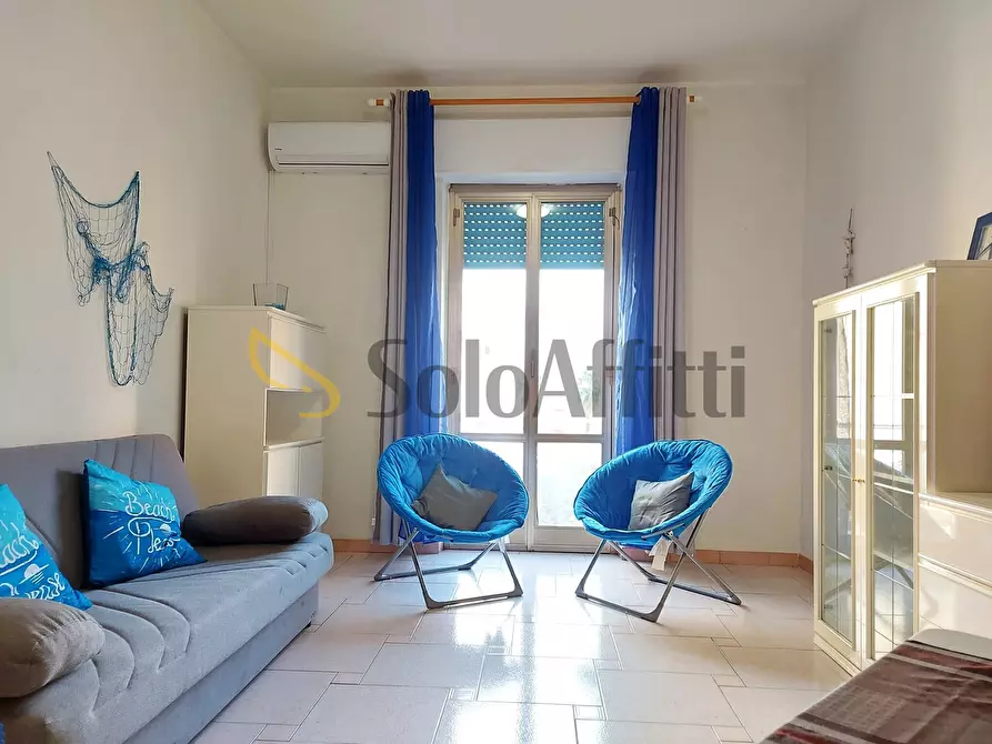 Immagine 6 di Trilocale in affitto  in Viale Vasco de Gama a Roma