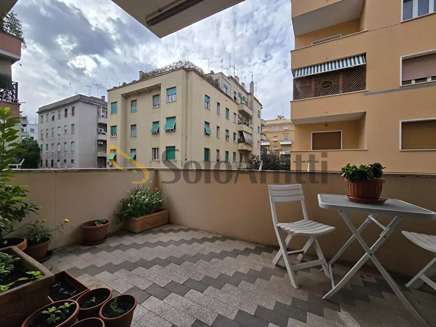 Immagine 1 di Quadrilocale in affitto  in Via Rodolfo Lanciani 10 a Roma