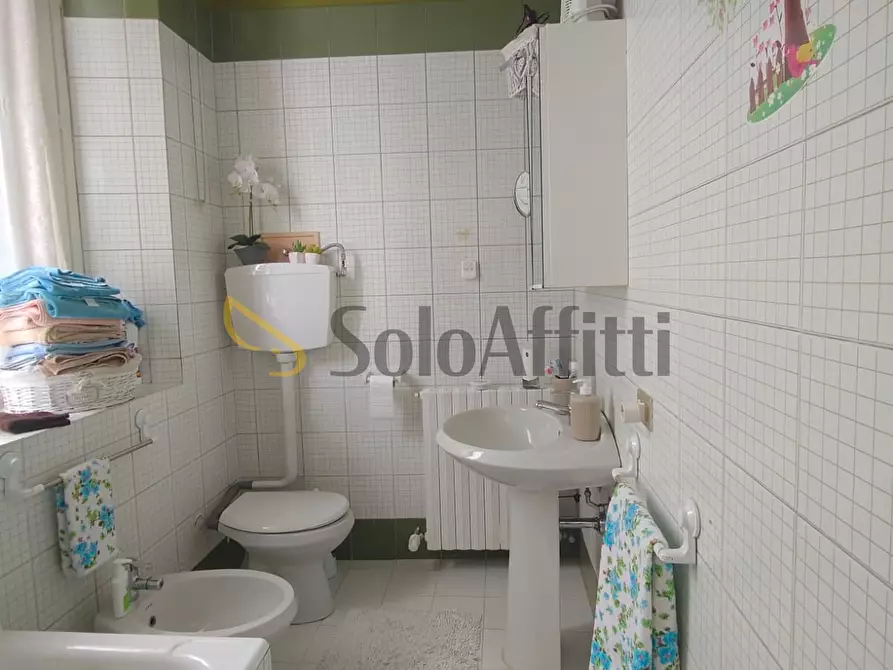 Immagine 12 di Bilocale in affitto  a Gallarate