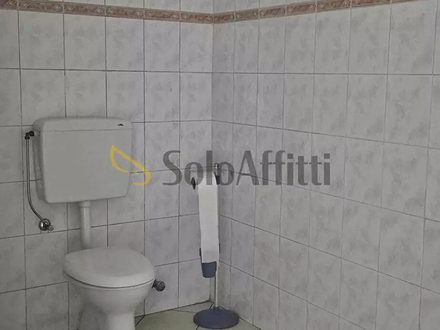 Immagine 38 di Locale commerciale in affitto  in Via Dante Di Nanni 64 a Torino