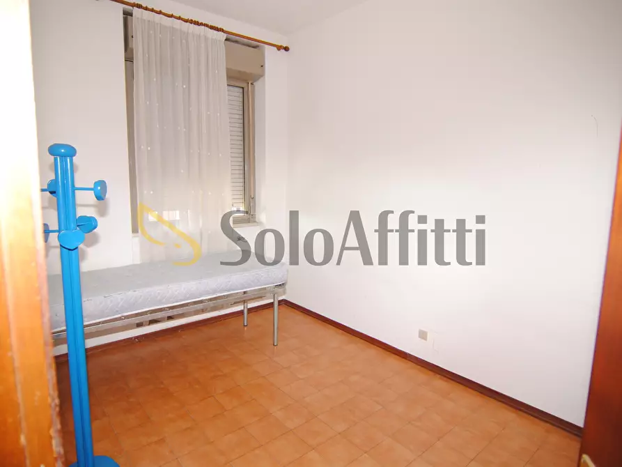 Immagine 14 di Pentalocale in affitto  a Livorno