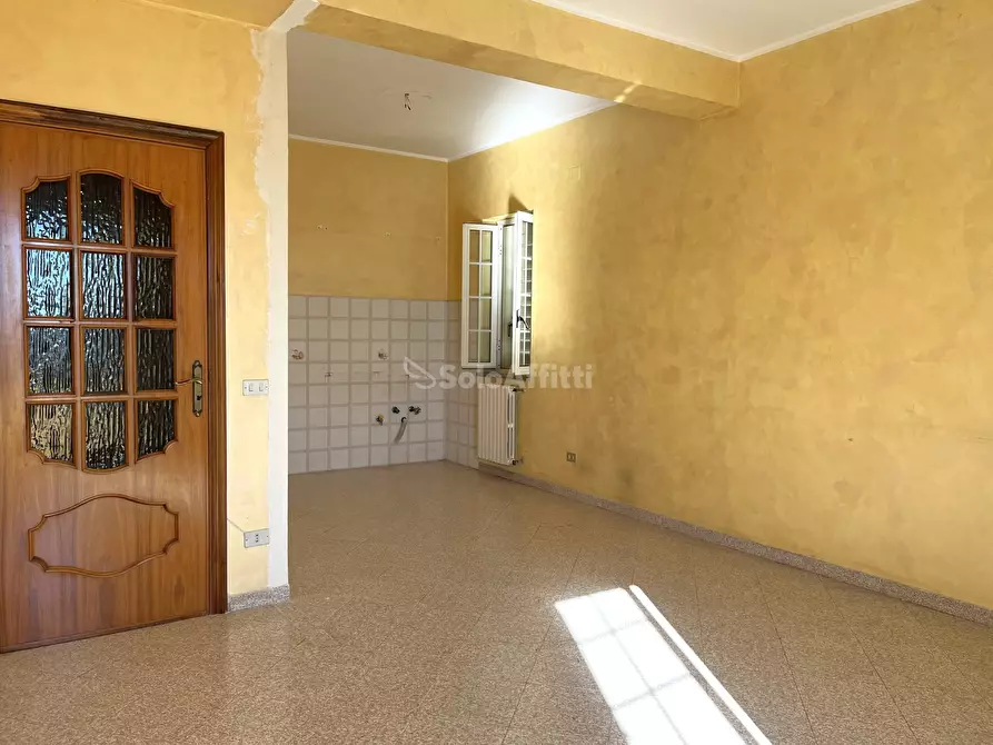 Immagine 3 di Pentalocale in affitto  a Catanzaro