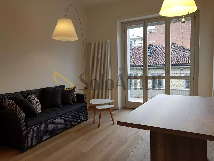 Immagine 1 di Trilocale in affitto  in Via Francesco Petrarca 28 a Torino