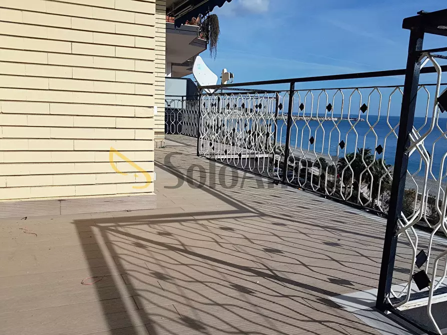 Immagine 18 di Stanza singola in affitto  a Catanzaro